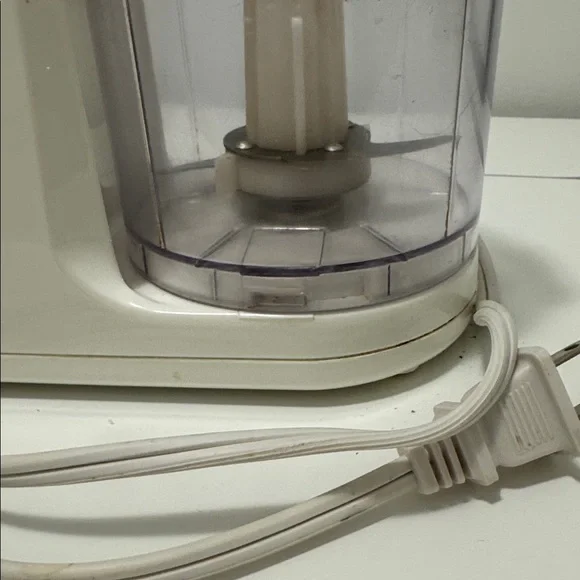 Creative Touch Mini Food Processor - Picture 8 of 9